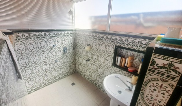 Brukt - Villa -
Villamartin - Costa Blanca