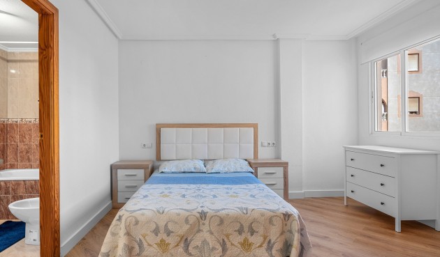 Återförsäljning - Apartment -
Torrevieja - Costa Blanca