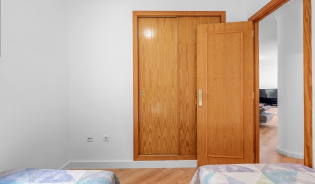 Återförsäljning - Apartment -
Torrevieja - Costa Blanca
