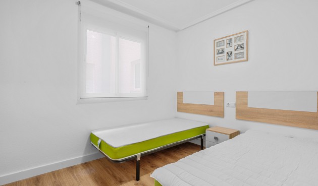 Återförsäljning - Apartment -
Torrevieja - Costa Blanca