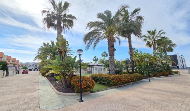 Brukt - Apartment -
Orihuela Costa - Costa Blanca
