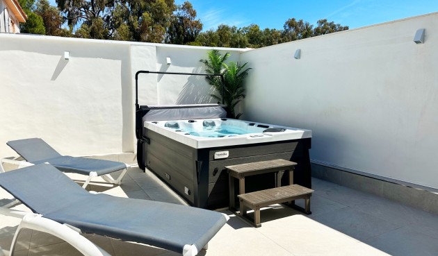 Reventa - Town House -
Orihuela Costa - Costa Blanca