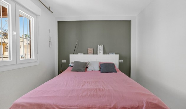 Reventa - Apartment Penthouse -
Torrevieja - Doña Ines