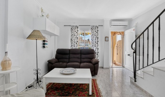 Brukt - Town House -
Torrevieja - aguas nuevas
