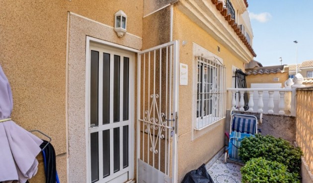 Brukt - Town House -
Torrevieja - aguas nuevas