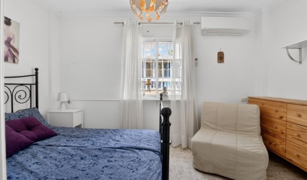 Brukt - Town House -
Torrevieja - aguas nuevas
