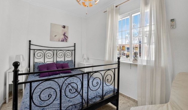 Brukt - Town House -
Torrevieja - aguas nuevas