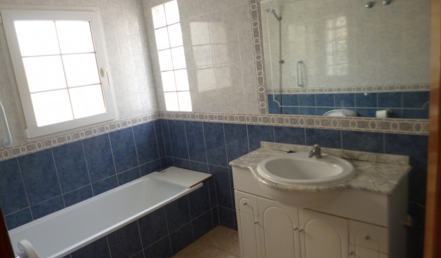 Reventa - Town House -
Playa Flamenca - Costa Blanca