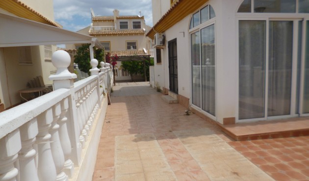Reventa - Town House -
Playa Flamenca - Costa Blanca