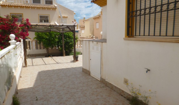 Reventa - Town House -
Playa Flamenca - Costa Blanca