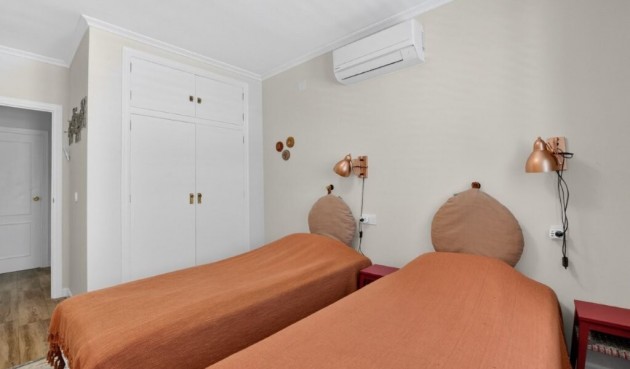 Brukt - Town House -
Torrevieja - Cabo Cervera