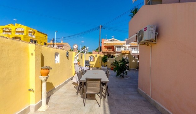 Reventa - Apartment -
Torrevieja - La Rosaleda