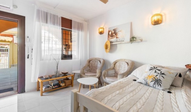 Reventa - Apartment -
Torrevieja - La Rosaleda