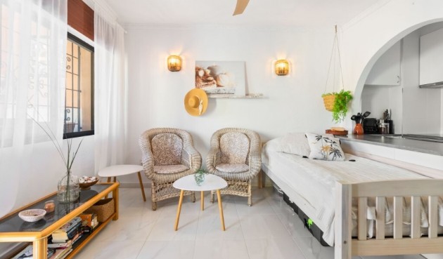 Reventa - Apartment -
Torrevieja - La Rosaleda