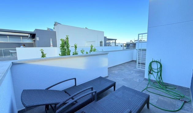 Brukt - Town House -
Torrevieja - aguas nuevas