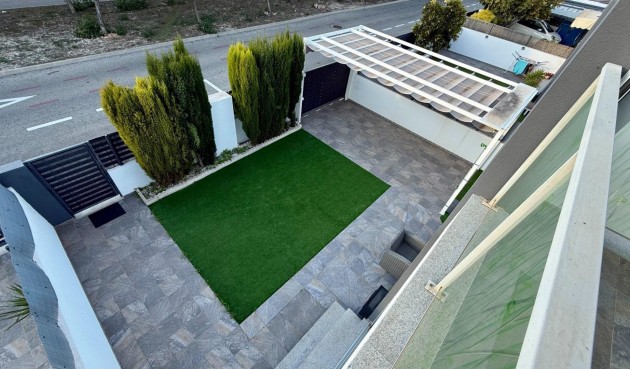 Brukt - Town House -
Torrevieja - aguas nuevas
