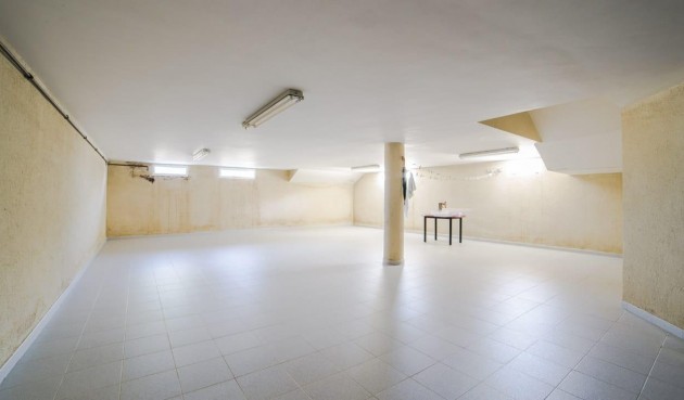 Brukt - Town House -
Los Alcazares - Centro