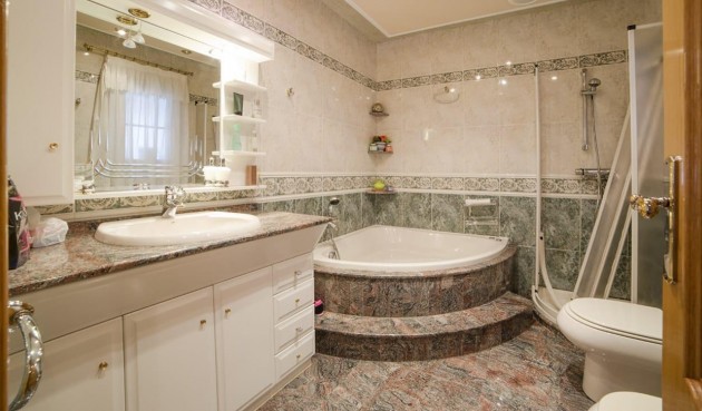 Brukt - Town House -
Los Alcazares - Centro