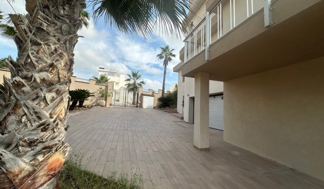 Brukt - Villa -
Ciudad Quesada - Costa Blanca Sur