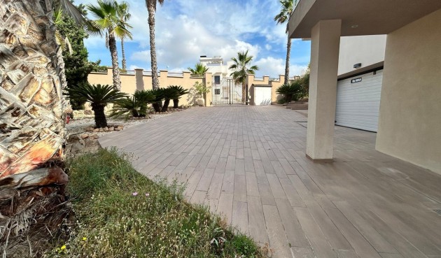Brukt - Villa -
Ciudad Quesada - Costa Blanca Sur