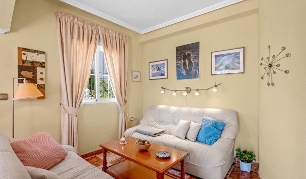 Brukt - Quad House -
Cabo Roig - Costa Blanca