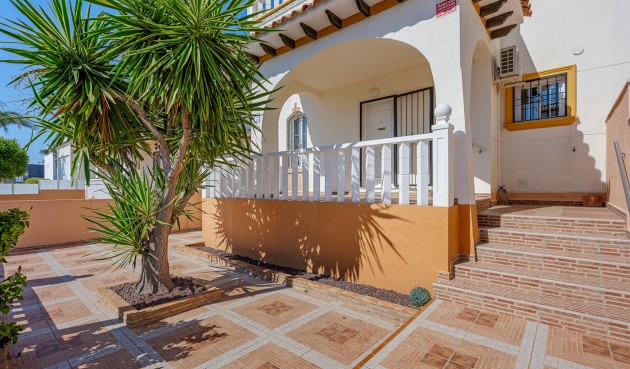 Brukt - Quad House -
Cabo Roig - Costa Blanca