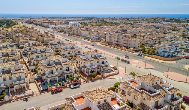 Brukt - Quad House -
Cabo Roig - Costa Blanca