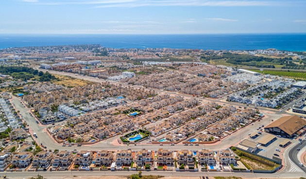 Brukt - Quad House -
Cabo Roig - Costa Blanca