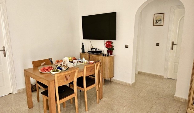 Brukt - Villa -
Benijofar - Costa Blanca