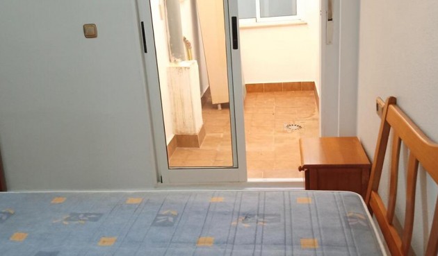 Resale - Apartment -
Los Montesinos - PUEBLO CENTRO