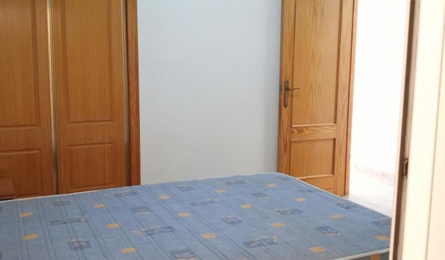 Resale - Apartment -
Los Montesinos - PUEBLO CENTRO