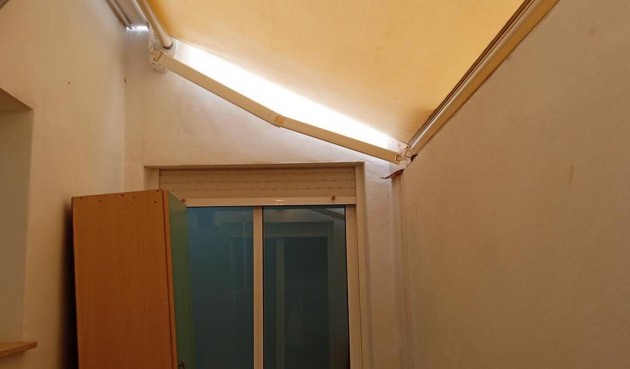 Resale - Apartment -
Los Montesinos - PUEBLO CENTRO