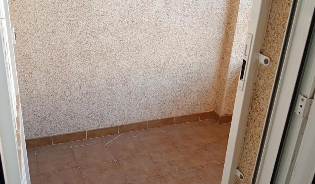 Resale - Apartment -
Los Montesinos - PUEBLO CENTRO