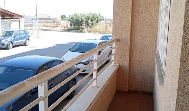 Resale - Apartment -
Los Montesinos - PUEBLO CENTRO