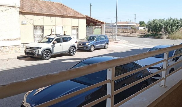 Resale - Apartment -
Los Montesinos - PUEBLO CENTRO