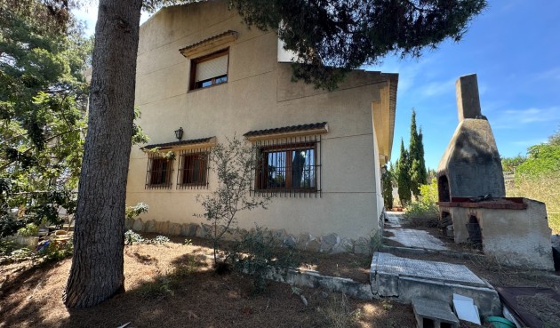 Återförsäljning - Villa -
Torrevieja - Costa Blanca
