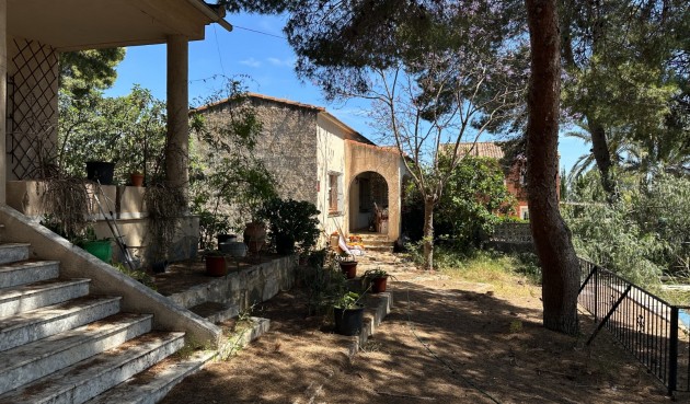 Återförsäljning - Villa -
Torrevieja - Costa Blanca