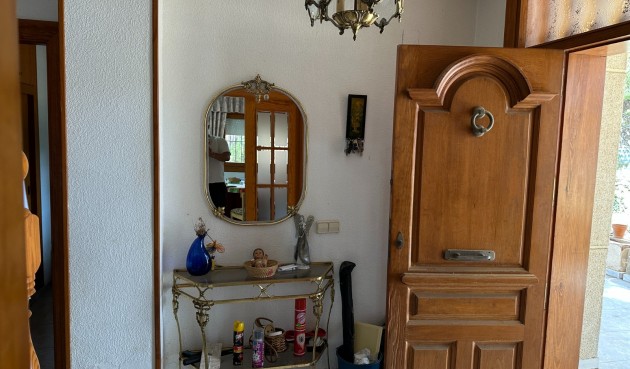 Återförsäljning - Villa -
Torrevieja - Costa Blanca