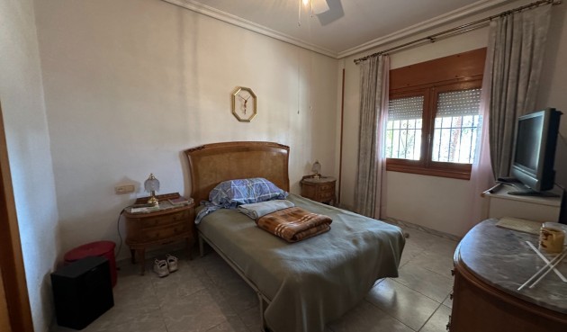 Återförsäljning - Villa -
Torrevieja - Costa Blanca