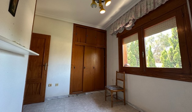 Återförsäljning - Villa -
Torrevieja - Costa Blanca