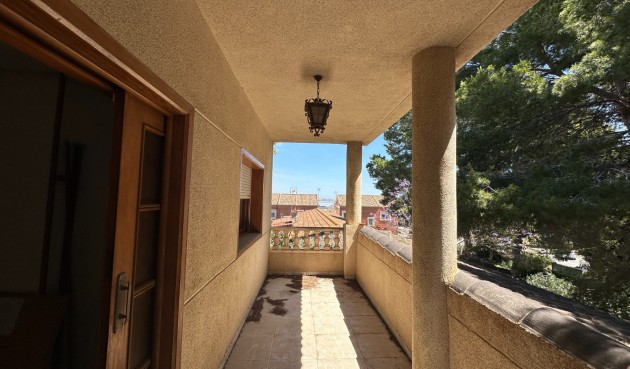 Återförsäljning - Villa -
Torrevieja - Costa Blanca