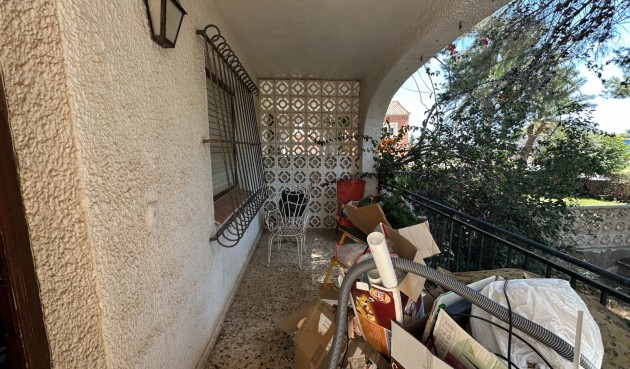 Återförsäljning - Villa -
Torrevieja - Costa Blanca