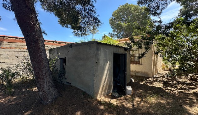 Återförsäljning - Villa -
Torrevieja - Costa Blanca