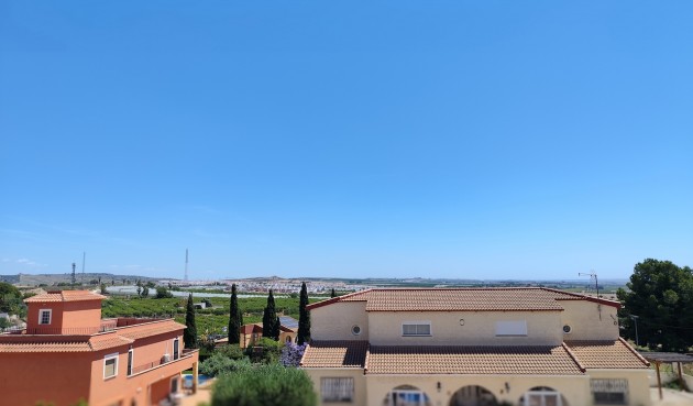 Brukt - Villa -
San Miguel / Vistabella Golf - Inland