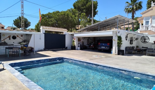 Brukt - Villa -
San Miguel / Vistabella Golf - Inland