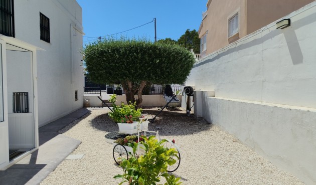 Brukt - Villa -
San Miguel / Vistabella Golf - Inland