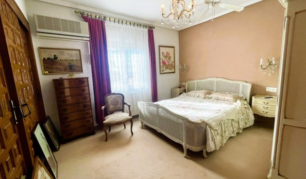 Brukt - Villa -
Ciudad Quesada - Costa Blanca