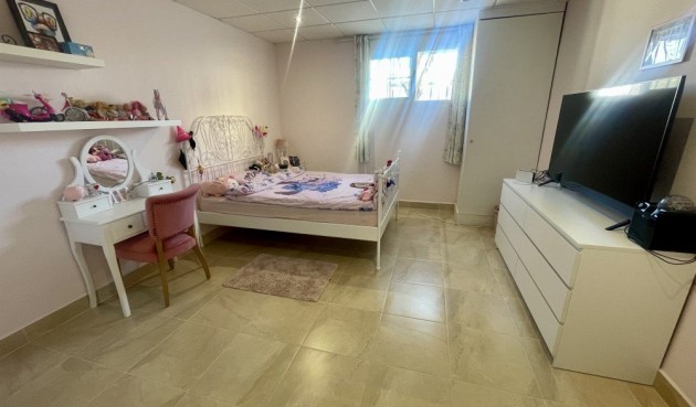 Brukt - Villa -
Urb. La Marina - Inland