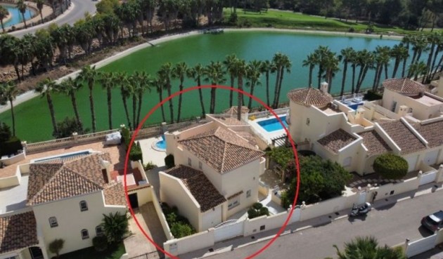 Brukt - Villa -
Orihuela Costa - Costa Blanca
