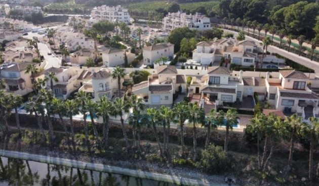 Brukt - Villa -
Orihuela Costa - Costa Blanca